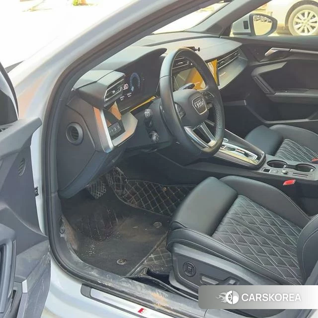 Audi A3 2024 Белый из Китая, фото 2