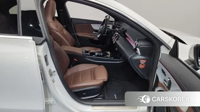 Mercedes-Benz CLA-Class C118 2023 Белый из Кореи, фото 2