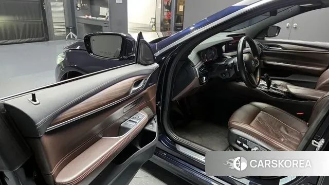 BMW 6 Series GT (G32) 2021 Черный из Кореи, фото 2