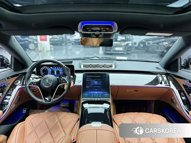 Mercedes-Benz Maybach S-class 2023 Черный из Китая, фото 2