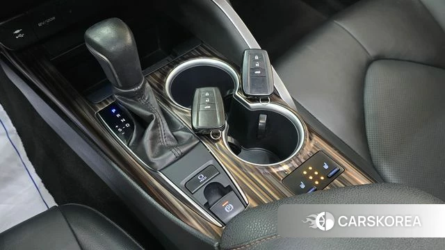 Toyota Camry (XV70) id 4274949 из Кореи 2