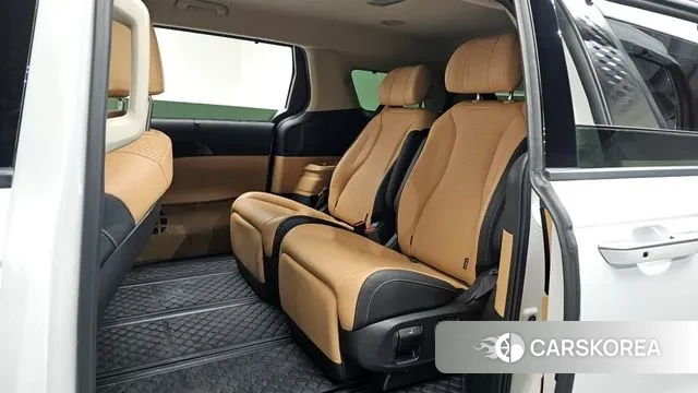 Kia Carnival 4th generation 2023 Белый из Кореи, фото 2