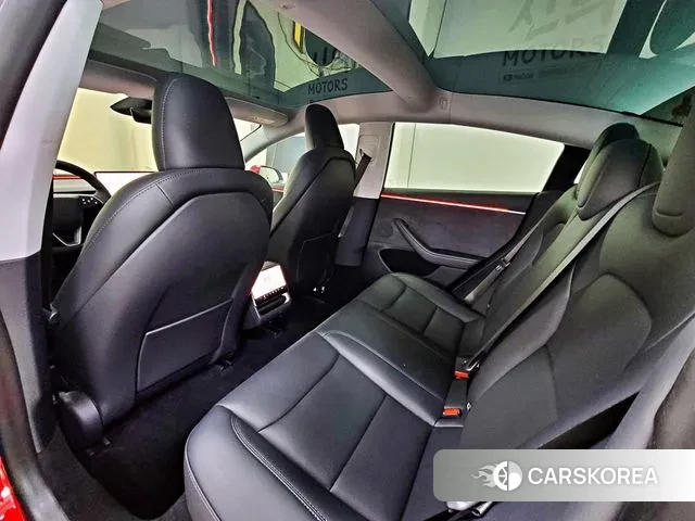 Tesla Model 3 2024 Красный из Кореи, фото 2