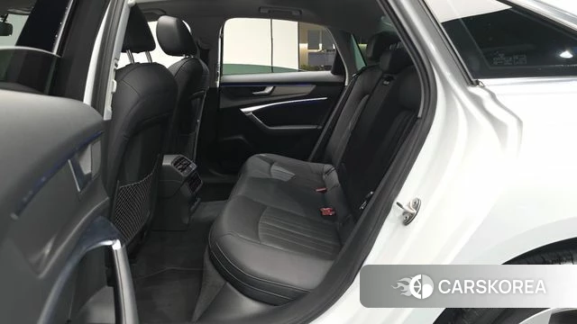 Audi A6 (C8) 2021 Белый из Кореи, фото 2