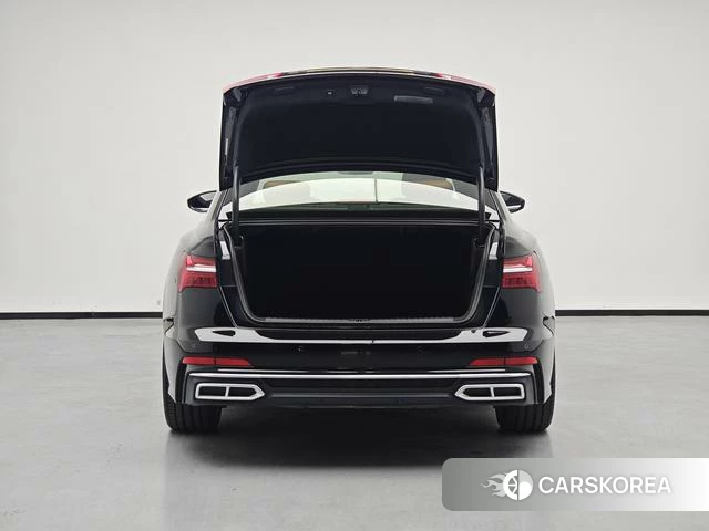 Audi A6L 2020 Черный из Китая, фото 2