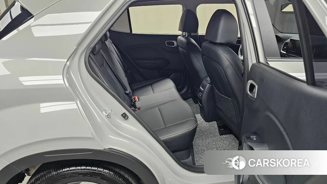 Hyundai Venue 2024 Серебристо-серый из Кореи, фото 2