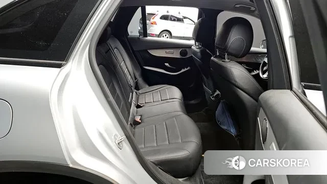 Mercedes-Benz GLC-Class X253 2018 Серебряный из Кореи, фото 2