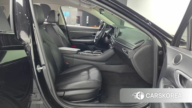 Hyundai Sonata (DN8) 2019 Черный из Кореи, фото 2