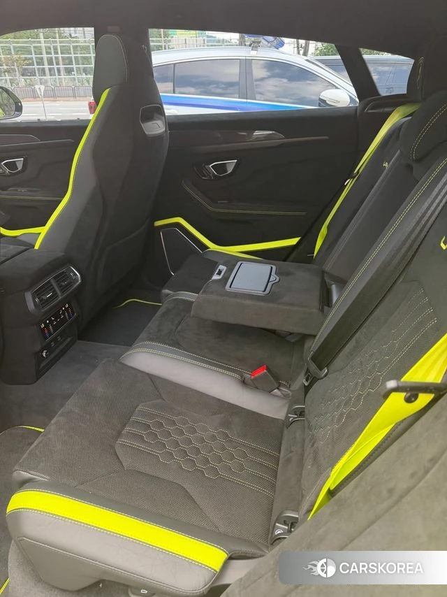Lamborghini Urus 2024 Светло-зеленый из Кореи, фото 2