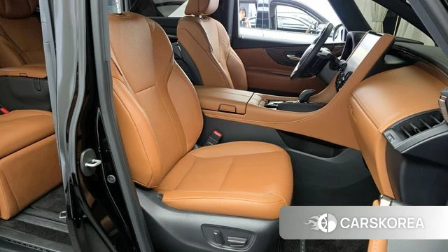 Toyota Alphard 4th Generation 2025 Черный из Кореи, фото 2