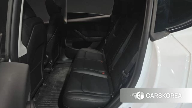 Tesla Model Y 2024 Белый из Кореи, фото 2