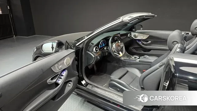 Mercedes-Benz C-Class W205 2021 Черный из Кореи, фото 2