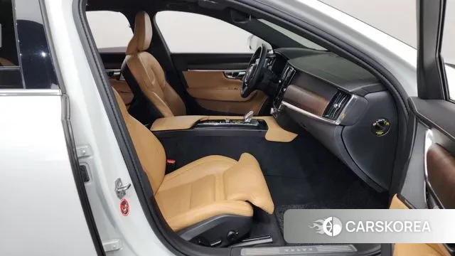 Volvo S90 2021 Белый из Кореи, фото 2