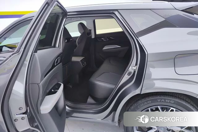 Changan Z6 2023 Темно-серый из Китая, фото 2