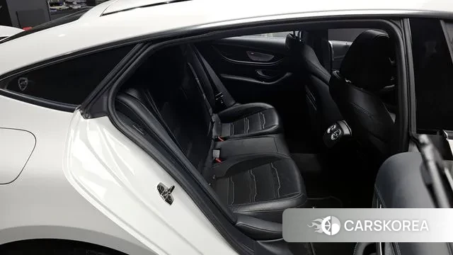 Mercedes-Benz AMG GT 2022 Белый из Кореи, фото 2