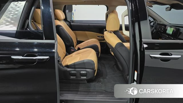 Kia Carnival 4th generation 2021 Черный из Кореи, фото 2