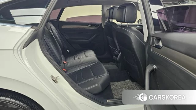 Volkswagen Arteon 2019 Белый из Кореи, фото 2