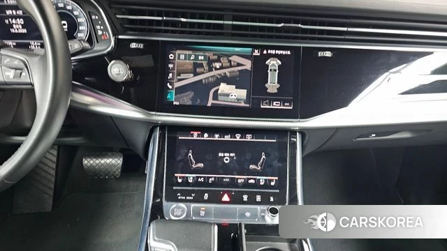 Audi Q8 (4M) 2020 Черный из Кореи, фото 2