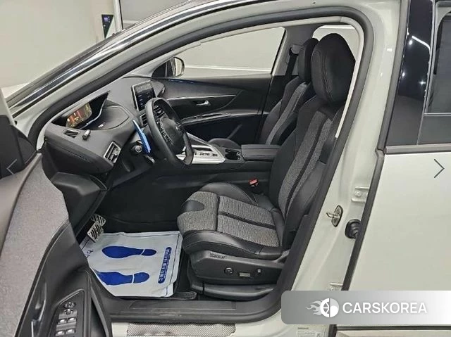 Peugeot 5008 second generation 2018 Белый из Кореи, фото 2