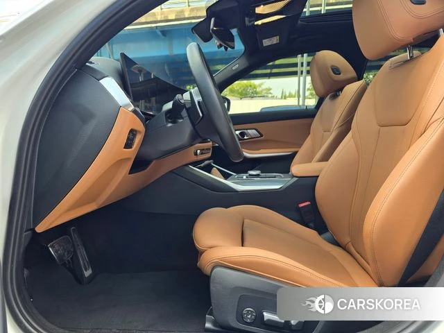 BMW 3 Series (G20) 2022 Белый из Кореи, фото 2