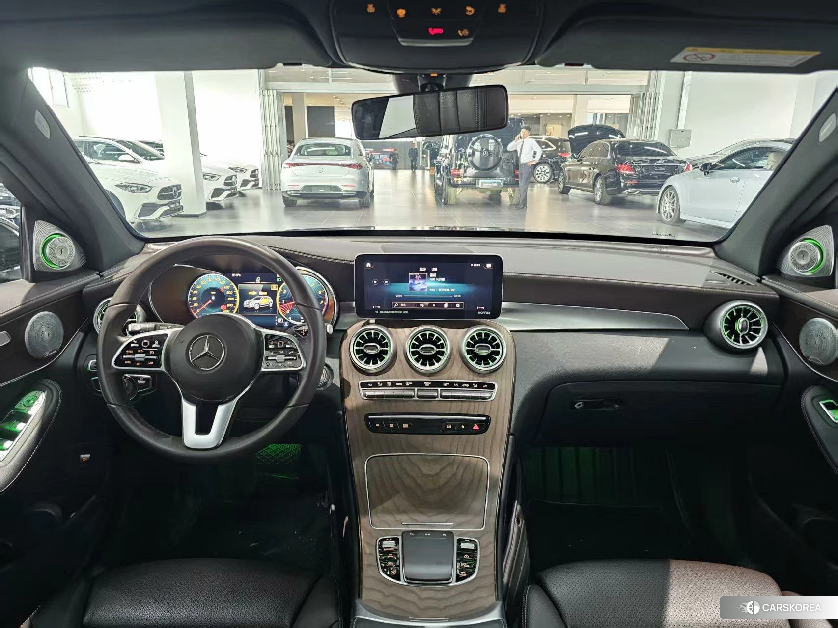 Mercedes-Benz GLC 2021 Темно-серый из Китая, фото 2