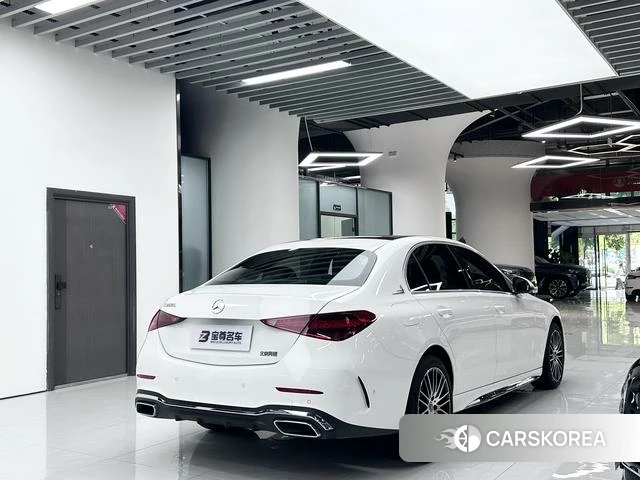 Mercedes-Benz Class C 2022 Белый из Китая, фото 2