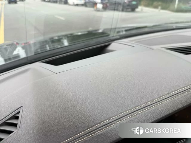 Volkswagen Touareg 2021 Темно-серый из Китая, фото 2
