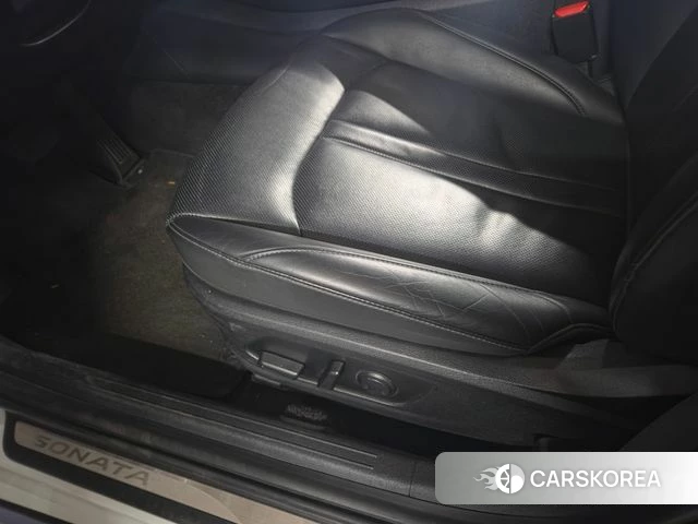 Hyundai Sonata (DN8) 2019 Белый из Кореи, фото 2