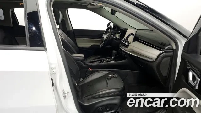 Jeep Compass 2nd Generation 2022 Белый из Кореи, фото 2