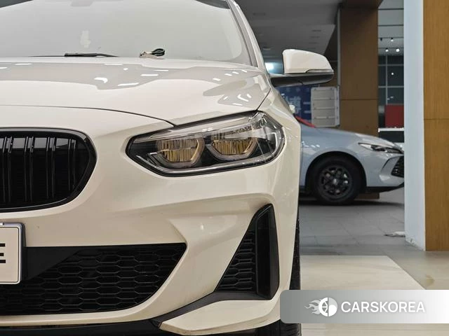 BMW 1 series 2023 Белый из Китая, фото 2