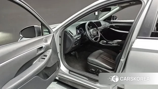 Hyundai Sonata (DN8) 2020 Серебряный из Кореи, фото 2