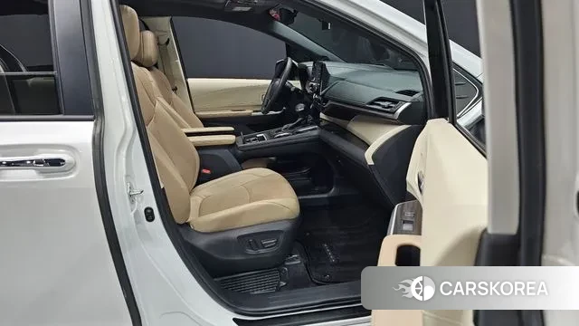 Toyota Sienna 4th Generation 2022 Белый из Кореи, фото 2