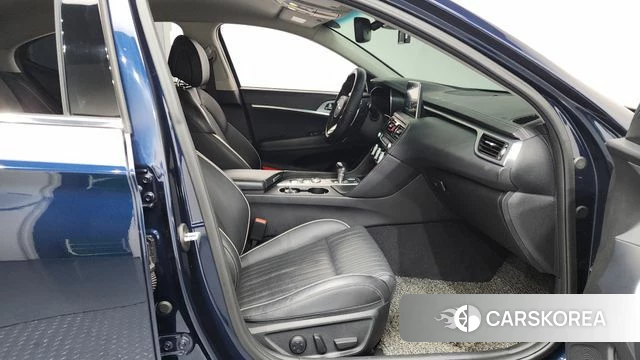 Genesis G70 2019 Синий из Кореи, фото 2