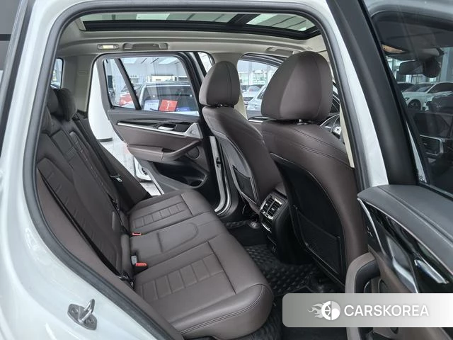 BMW iX3 2021 Белый из Китая, фото 2