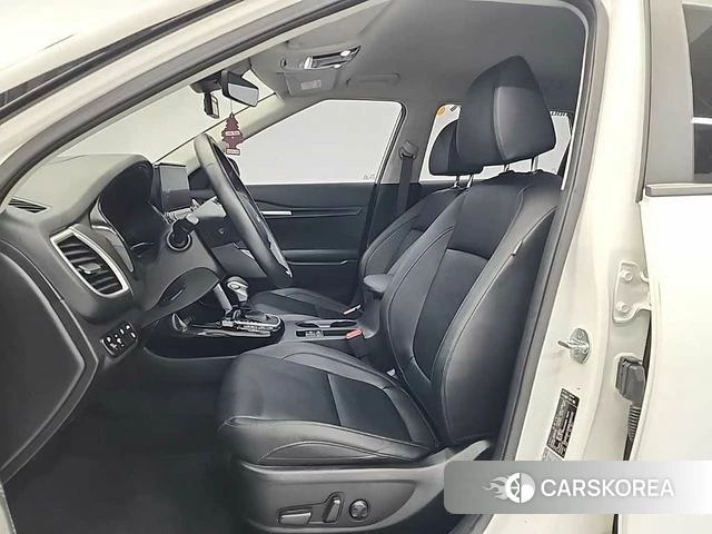 Kia Seltos 2022 Белый из Кореи, фото 2