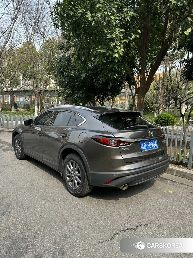 Mazda CX-4 2020 Темно-серый из Китая, фото 2