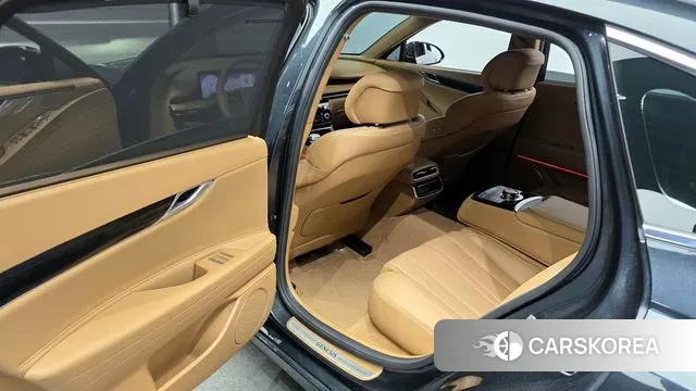 Genesis G80 (RG3) 2024 Темно-зеленый из Кореи, фото 2
