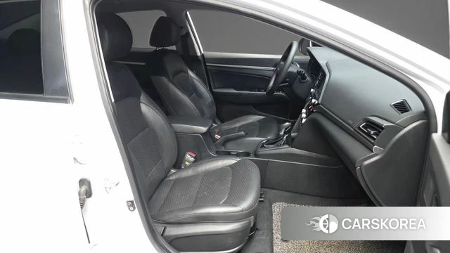 Hyundai The New Avante AD 2018 Белый из Кореи, фото 2