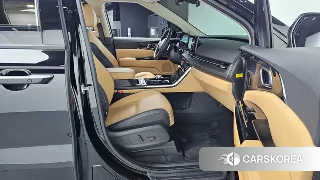 Kia Carnival 4th generation 2023 Черный из Кореи, фото 2