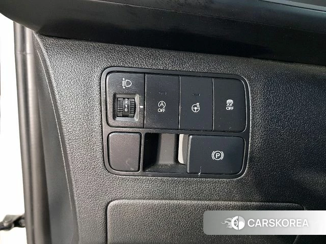 Hyundai Staria 2022 Белый из Кореи, фото 2