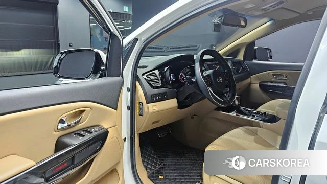 Kia The New Carnival 2019 Белый из Кореи, фото 2