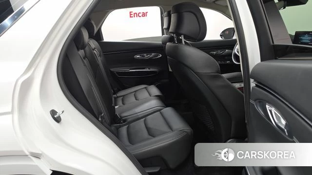 Genesis GV70 2022 Белый из Кореи, фото 2