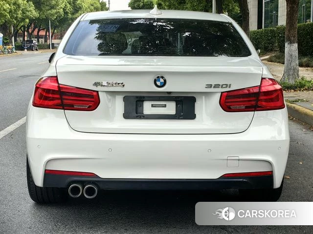 BMW 3 series 2018 Белый из Китая, фото 2