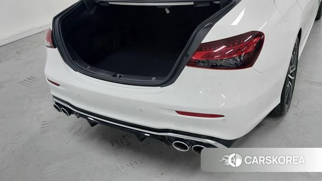 Mercedes-Benz E-Class W213 2021 Белый из Кореи, фото 2