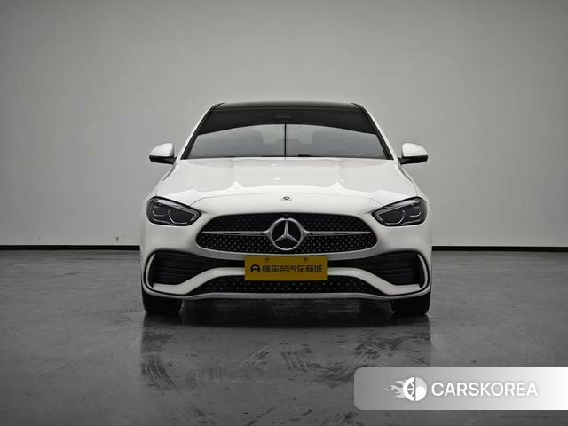 Mercedes-Benz Class C 2025 Белый из Китая, фото 2