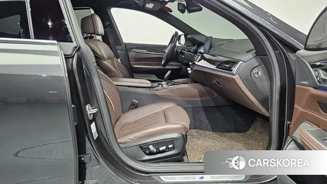 BMW 6 Series GT (G32) 2019 Серый из Кореи, фото 2