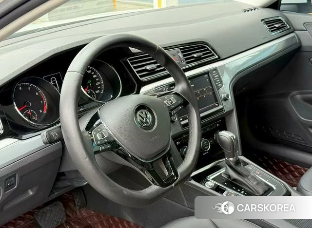 Volkswagen Lingdu 2018 Белый из Китая, фото 2