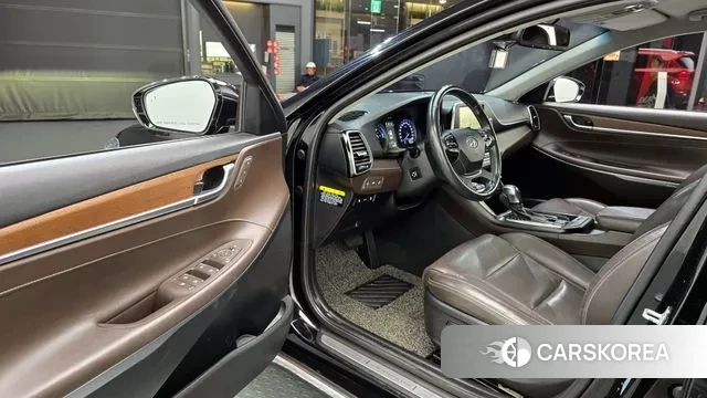 Hyundai Grandeur IG Hybrid 2019 Черный из Кореи, фото 2