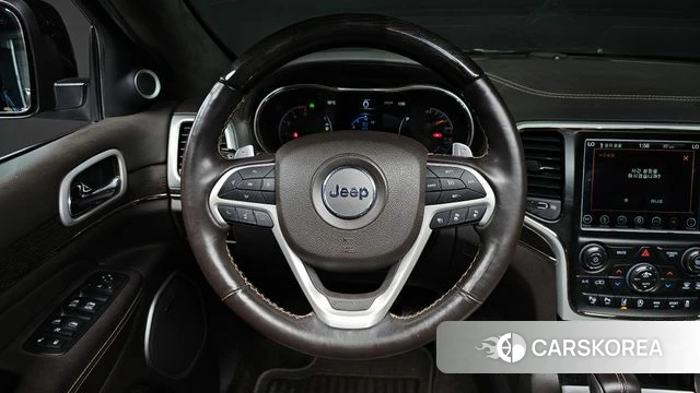 Jeep Grand Cherokee 2018 Черный из Кореи, фото 2