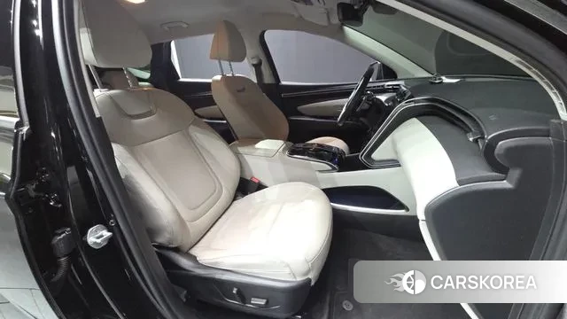 Hyundai Tucson (NX4) 2022 Черный из Кореи, фото 2